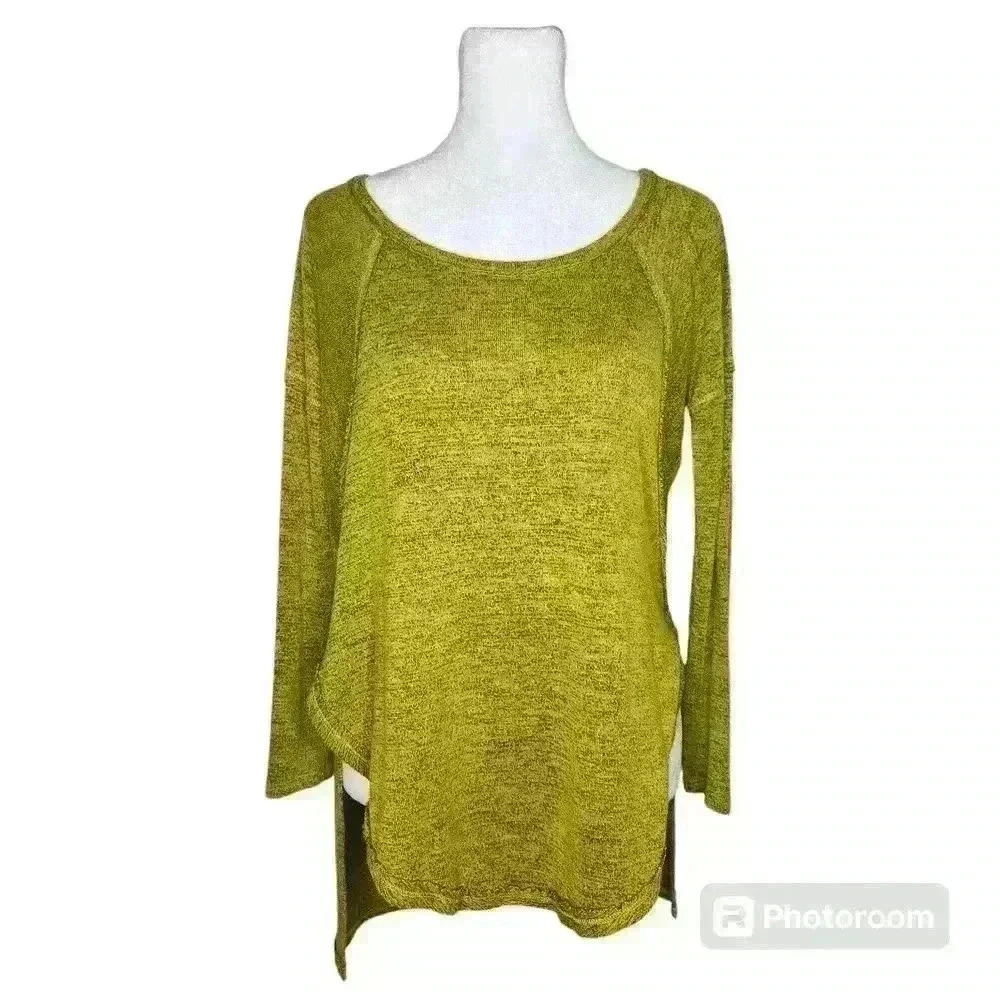 Ultra Teeze women's mustard yellow knit sweater size small